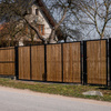 Brama panelowa dwuskrzydłowa 2D SOLID (6/5/6) 4000mm x 1500mm RAL7016 z przesłoną w kolorze naturalnym — zdjęcie 6