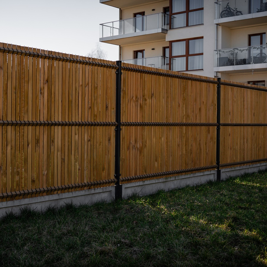 Przesłona ogrodzenia panelowego 3D (46 drutów pionowych) Euro Płot na wys.1730mm - naturalne drewno — zdjęcie 1